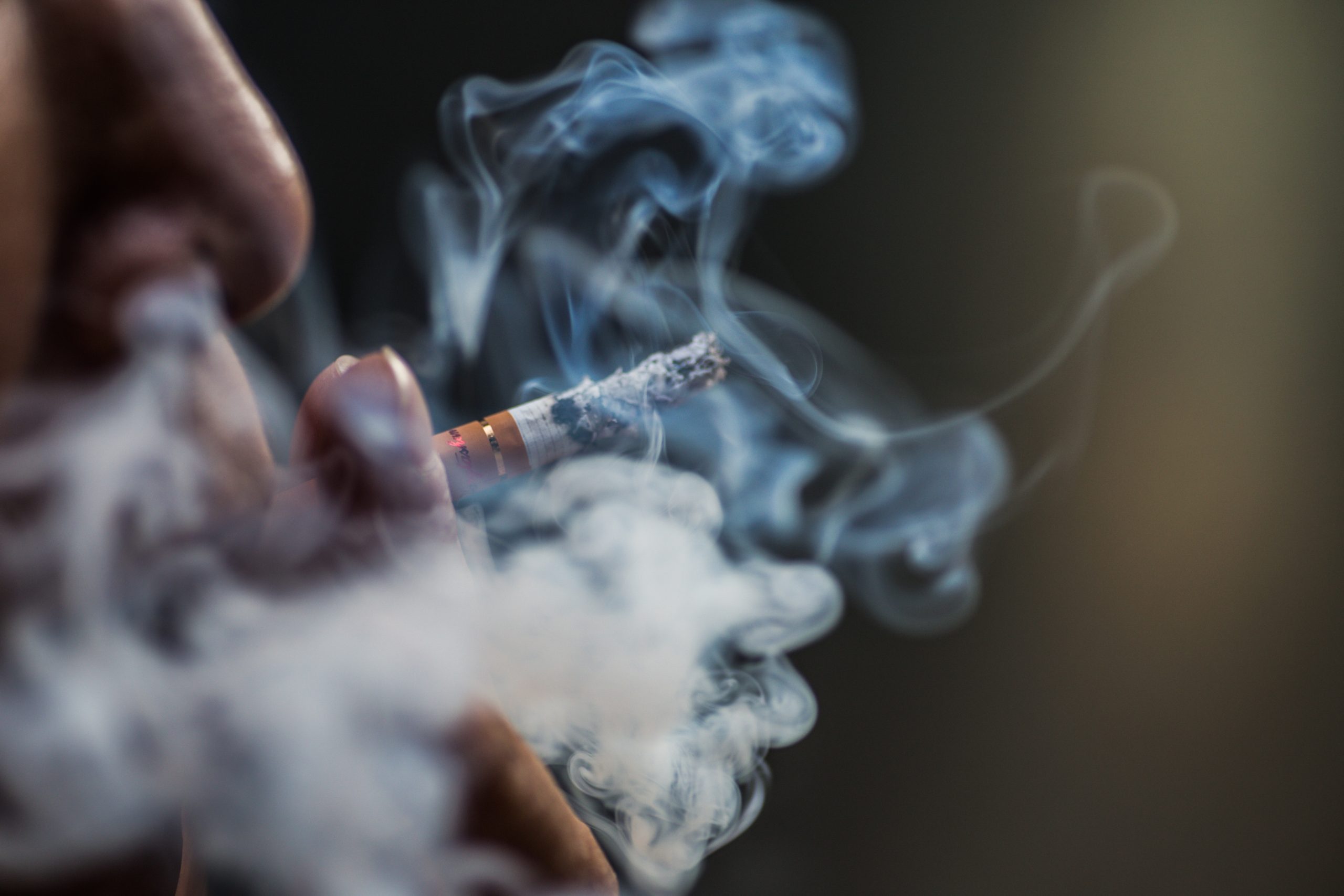 Kanker Paru dan Bahaya Rokok: Mengungkap Zat Penyebabnya